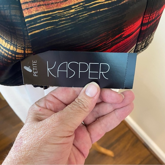 Kasper Multicolor Top and White Skirt Set - Picture 9 of 10